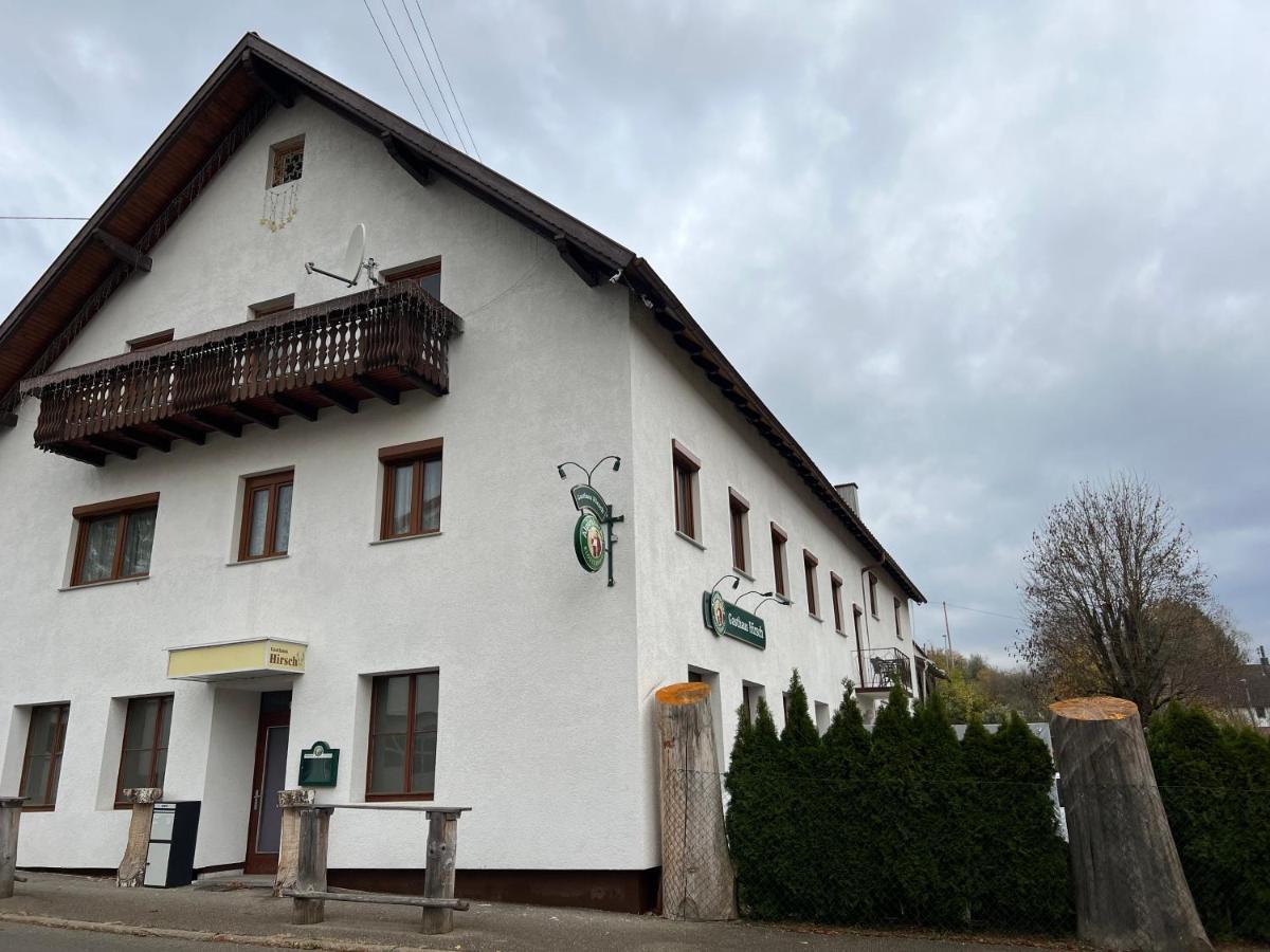 Hotel Hirsch Fluorn-Winzeln エクステリア 写真