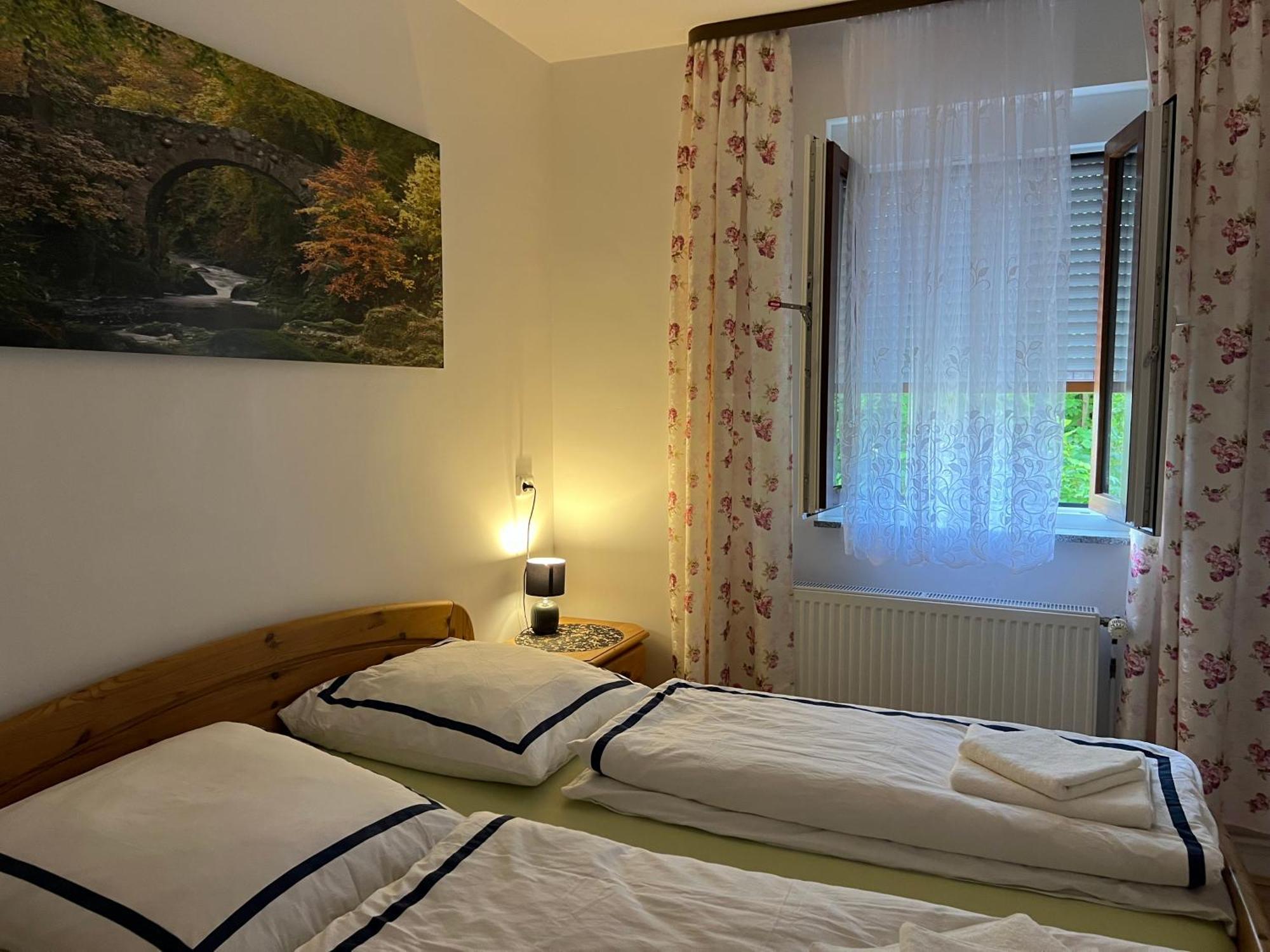 Hotel Hirsch Fluorn-Winzeln エクステリア 写真