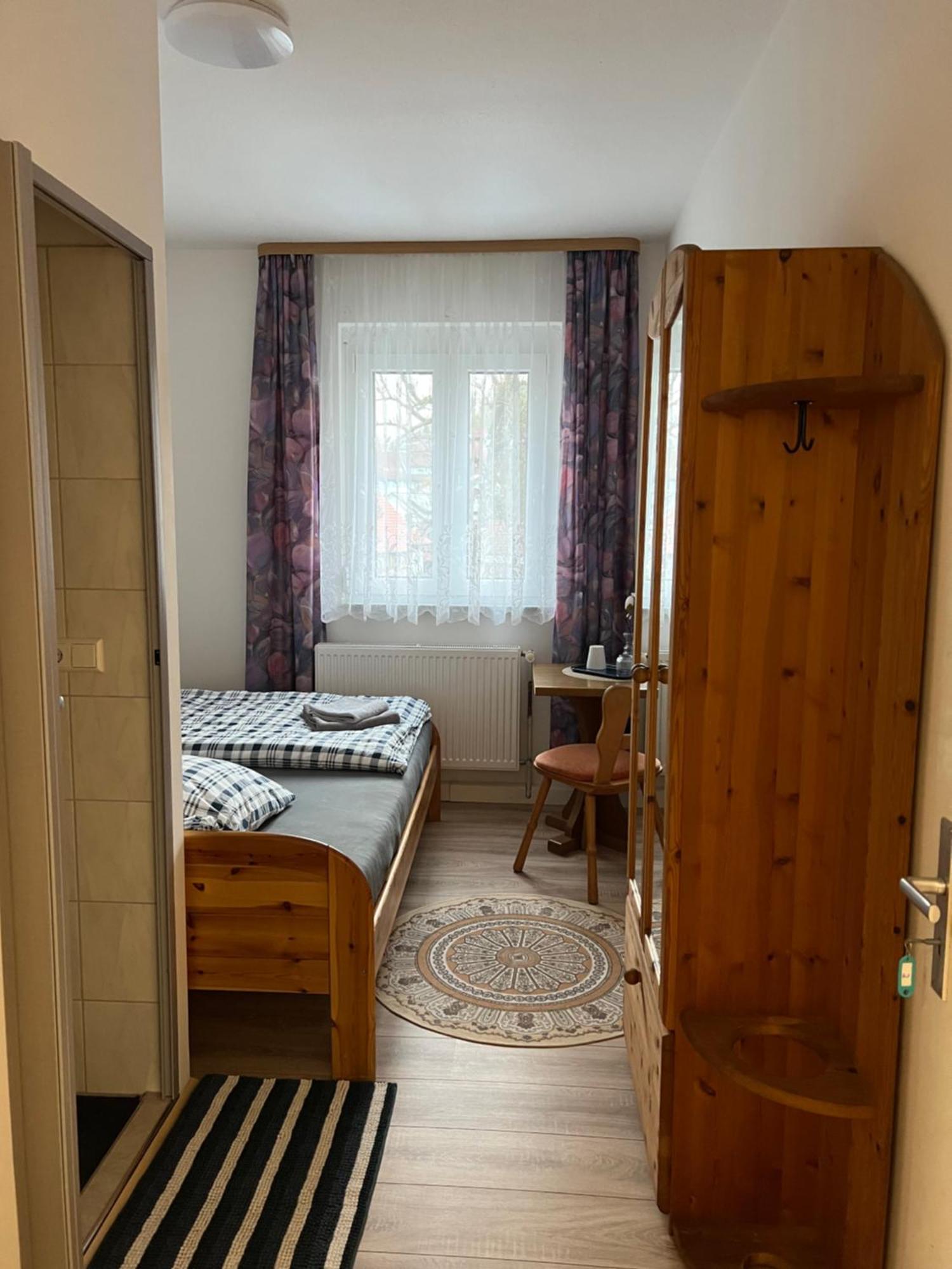 Hotel Hirsch Fluorn-Winzeln エクステリア 写真